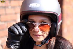 2 Melanie und ein CMS Helm